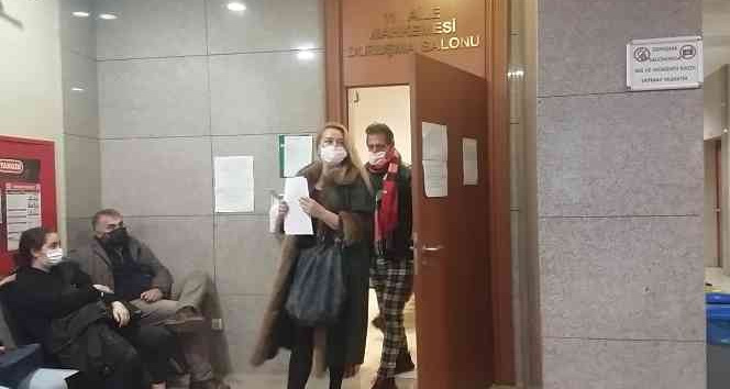 Müzisyen Bora Gencer tek celsede boşandı