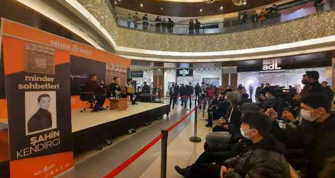 Şahin Kendirci hayranlarıyla buluştu