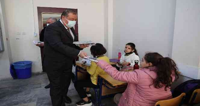 Kilis’in Kurtuluşunun 100 yıl dönümünde öğrencilere kitap hazırlandı