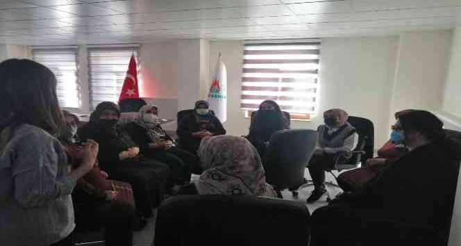 NEVÜ Psikoloji Bölümü Öğrencileri Nevşehirli Kadınlarla Buluştu