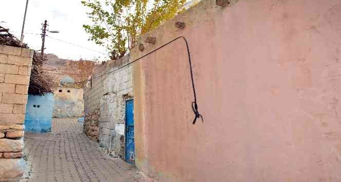 Mardin’de internet kablosu hırsızları için  mahalleli nöbette
