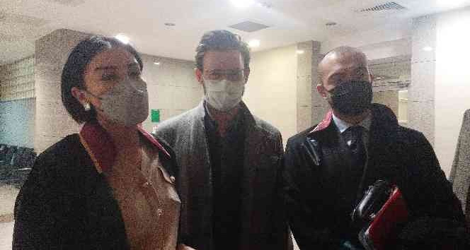 Danilo şef tek celsede boşandı