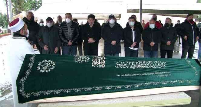 Sanatçı Belgin Doruk’un oğlu Aydın Birsel son yolculuğuna uğurlandı