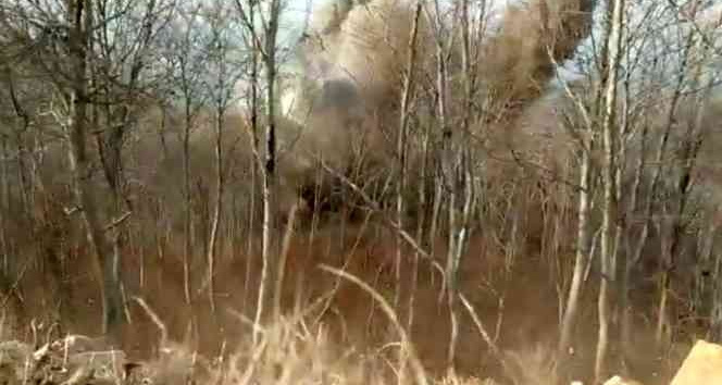 PKK sığınağında ele geçirilen 180 kilo patlayıcı kontrollü olarak patlatıldı