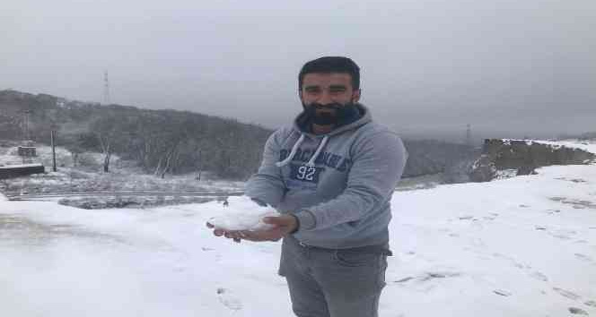 Edirne’nin yüksek kesimlerinde kar yağışı etkili oluyor