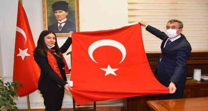 Gaziantep’ten Kırıkkale’ye bayrak ve toprak