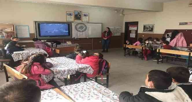 Çocuklar verilen eğitimler ile doğa korumayı öğreniyor