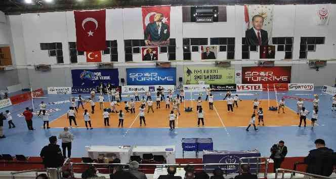 TVF Şırnak’ta Fabrika Voleybol Okulu açtı