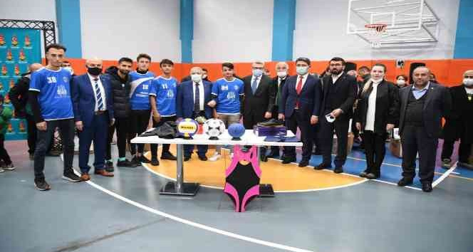 Kahramanmaraş’ta amatör spor kulüplerine destek