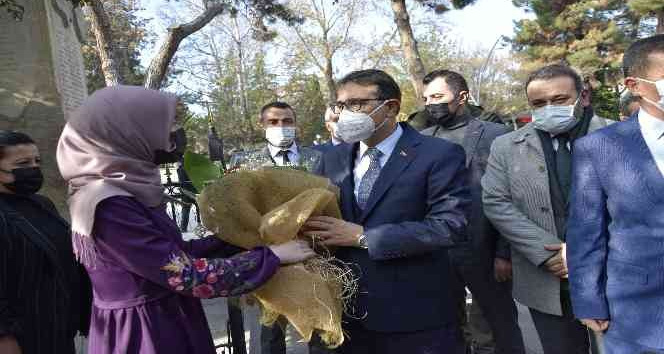Enerji ve Tabii Kaynaklar Bakanı Fatih Dönmez Burdur’da