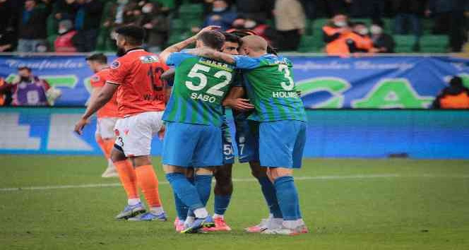 Spor Toto Süper Lig: Çaykur Rizespor: 1 - Yeni Malatyaspor: 0 (Maç sonucu)