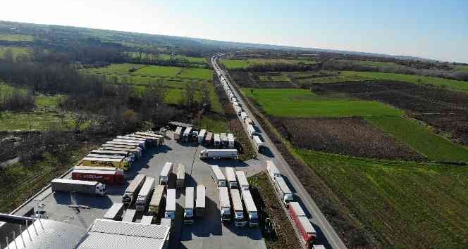 Bulgaristan sınırında 35 kilometrelik ihracat kuyruğu