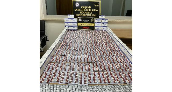 Kırşehir’de 2 bin 128 adet hap ele geçirdi