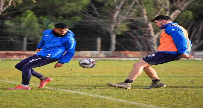Uşakspor, Pazarspor maçı hazırlıklarını başlattı