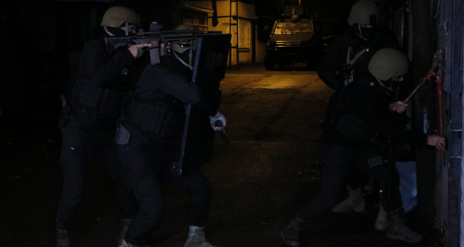Adanada DEAŞ operasyonu: 13 gözaltı kararı