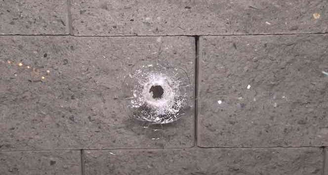 Misafirlerini uğurladıkları sırada kurşun yağmuruna tutuldular