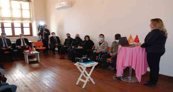 "Tarihte Kahraman Adana Kadınları" anma etkinliği