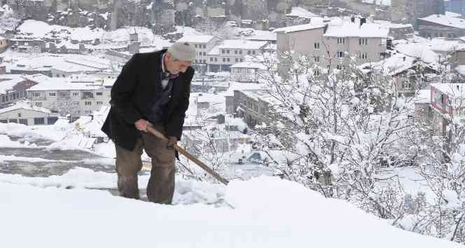 Bitlis’te 195 köy yolu ulaşıma açıldı
