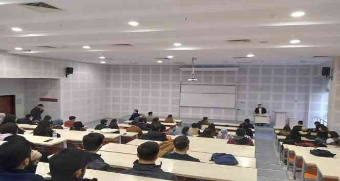 Üniversitede “Kariyer Günleri” etkinliği