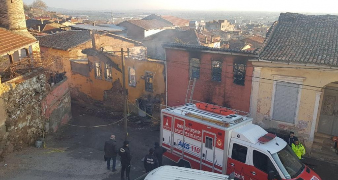 İzmirdeki yangın faciasında 3 kardeş can verdi