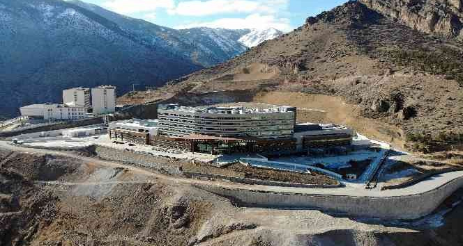 Gümüşhane’nin yeni devlet hastanesi 6 yılın ardından açılıyor