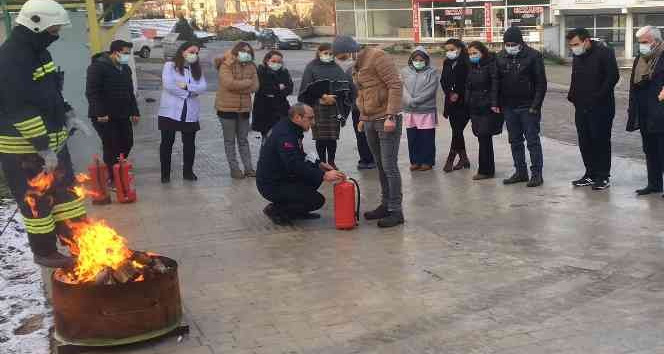 Altınova İtfaiyeden sağlıkçılara eğitim