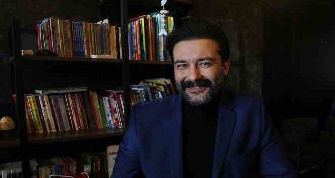 Türk oyuncudan çarpıcı açıklama “Türkiye’deki oyunculuk gerçekçiliğini yitirdi”