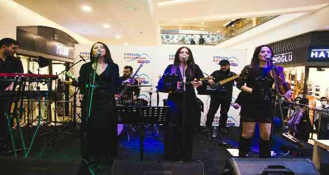 Forum Erzurum Outlet’te SAMİDA rüzgarı esti