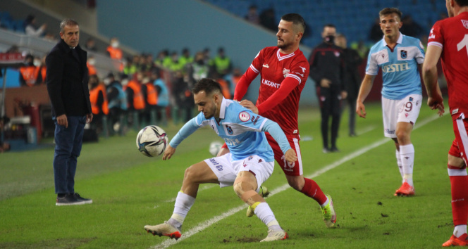 Lig lideri Trabzonspor kupada son 16da