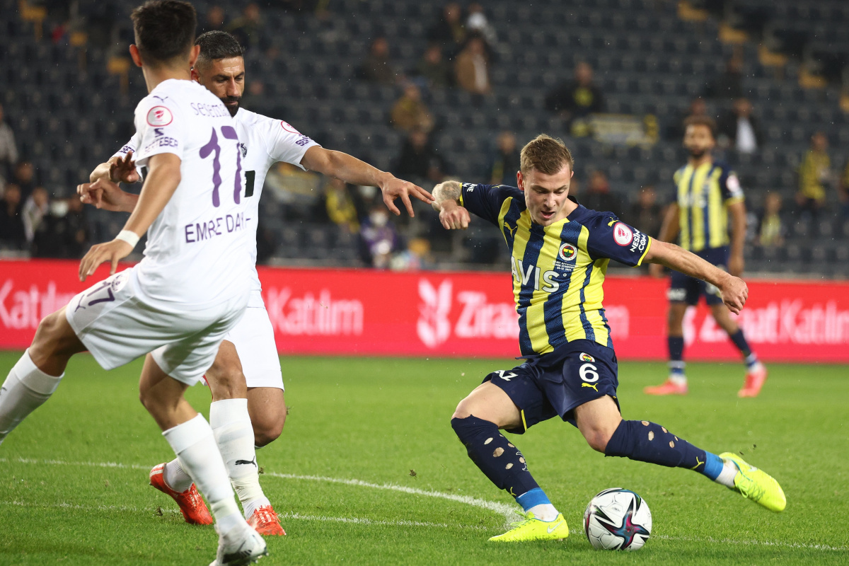 Fenerbahçe uzatmada turladı