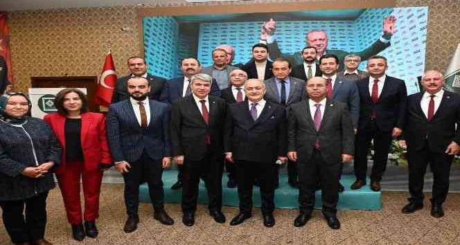 Başkan Kara, AK Parti’lilere projelerini anlattı