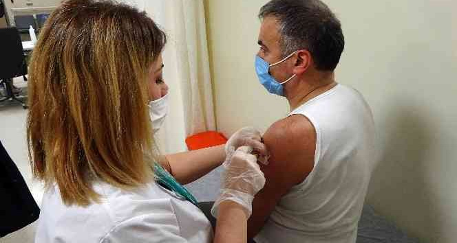 Yozgat’ta yerli aşı TURKOVAC’ın uygulanmasına başlandı