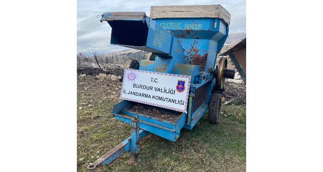 6 çiftçinin 7 makinasını çalan 3 şüpheli yakalandı