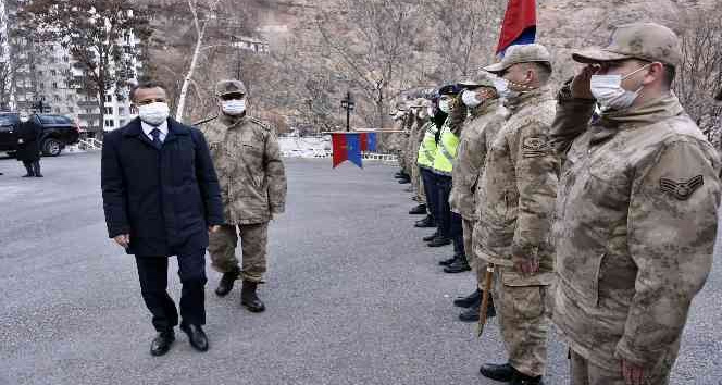 Vali Taşbilek’ten yeni yıl ziyaretleri