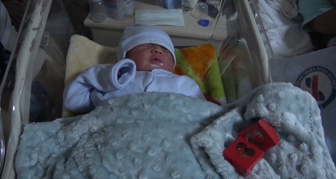 Kırıkkale’de yeni yılın ilk bebeği dünyaya geldi