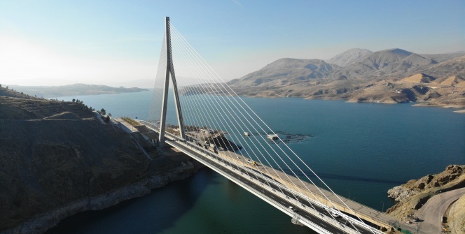 16 ili bağlayan yeni Kömürhan Köprüsü yarın açılıyor
