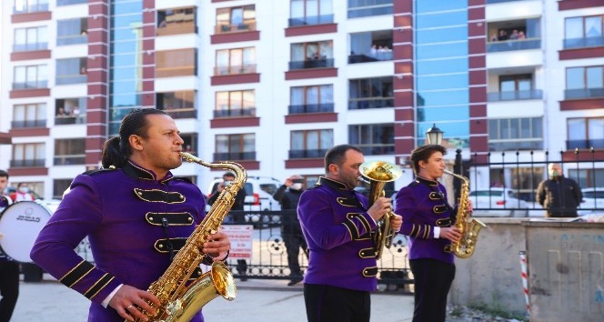 Ordu’da Kent Orkestrası vatandaşlara moral oldu