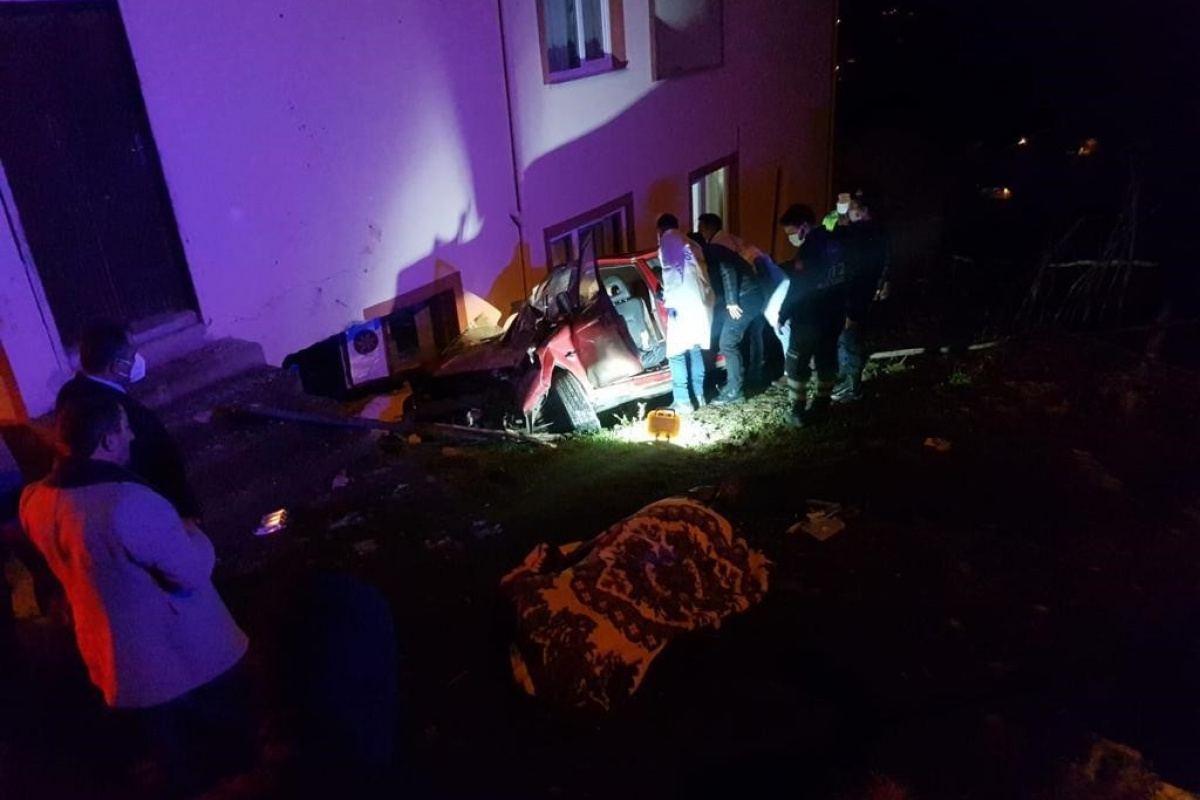 Trabzon'da trafik kazası: 2 ölü, 3 Yaralı