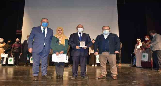 Kur’an-ı Kerim’i güzel okuma yarışmasının finali Salihli’de yapıldı