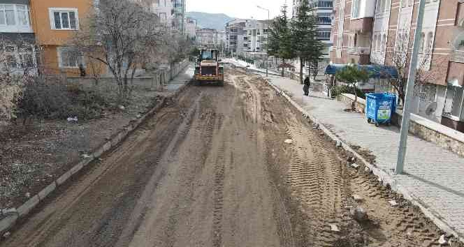 Alt yapı çalışmaları devam ediyor