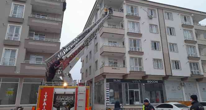 Kilis’te yangın: 5 kişi mahsur kaldı