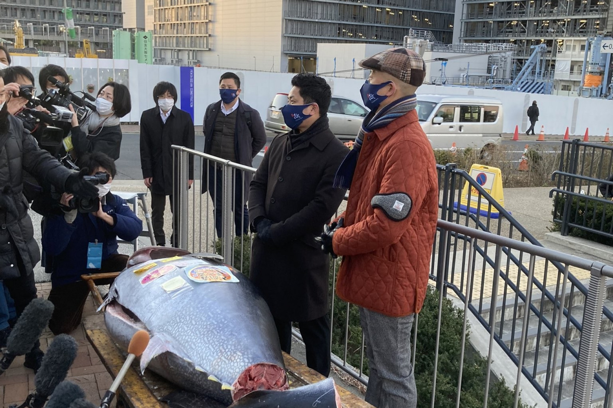 Tokyo'daki yeni yıl mezatında 211 kiloluk orkinos 1.9 milyon liraya satıldı