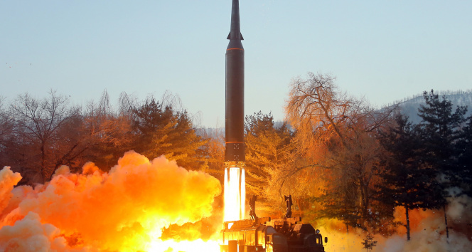 Kuzey Kore: Hipersonik füze belirlenen hedefi başarı ile vurdu