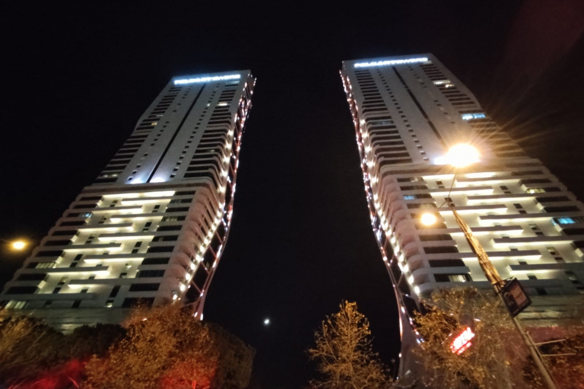 İzmir’de ikiz kulelerde yangın paniği: 3 yaralı