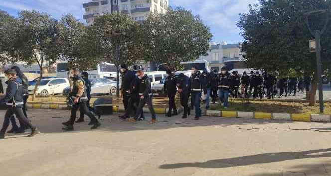 Şırnak’ta rüşvet şüphelileri adliyeye çıkarıldı
