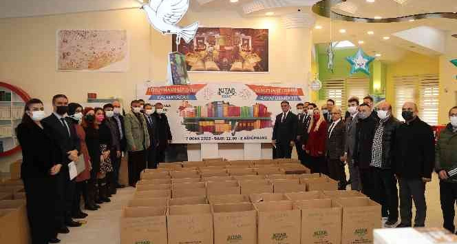 Tokat’ta 155 okul kütüphanesine 80 bin kitap