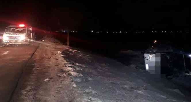 Bitlis’te yolcu otobüsü devrildi: 15 yaralı