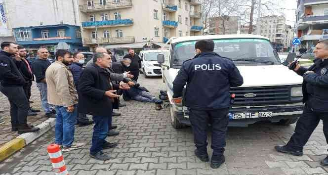 Kamyonetin çarptığı bisikletli yaralandı