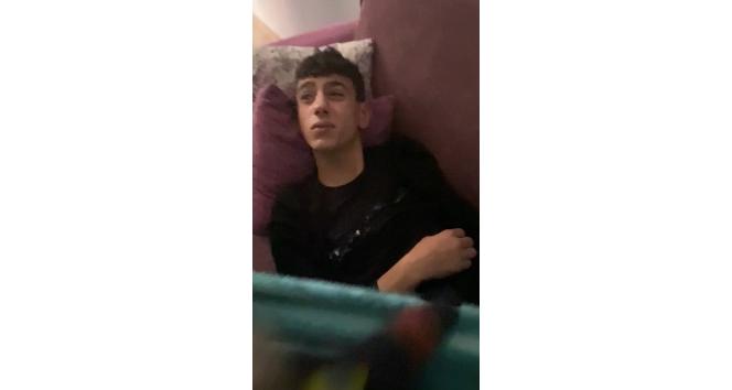 Uyuyakalan gence itfaiye sürprizi