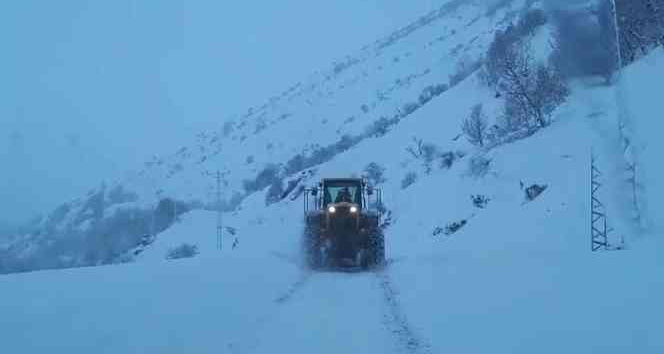 Siirt’te 12 köy yolu ulaşıma kapandı